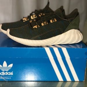 Aadidas Pods S3.1W size 8.5